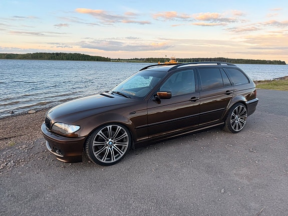 BMW 330Cd 9 of 16