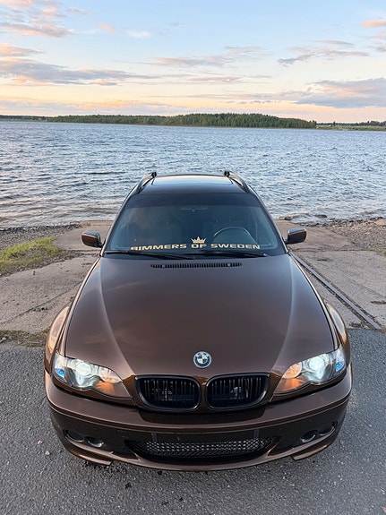 BMW 330Cd 10 of 16