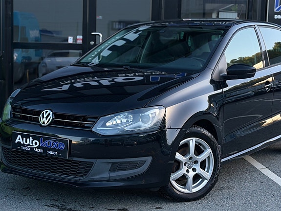 Volkswagen Polo 2 of 5