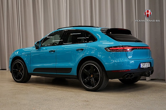 Porsche Macan 4 of 5