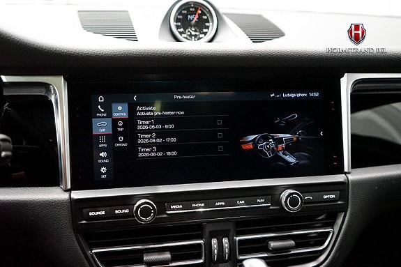 Porsche Macan 21 of 30