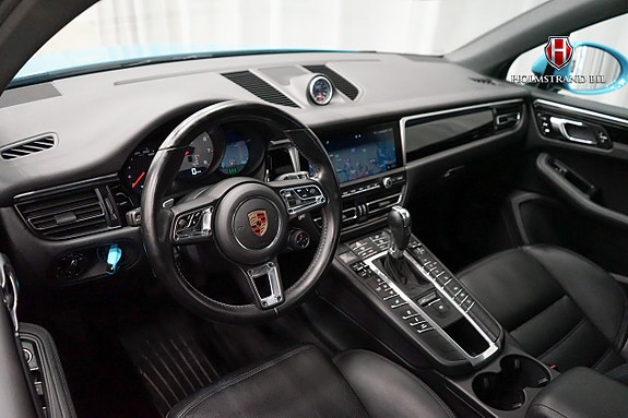 Porsche Macan 11 of 30