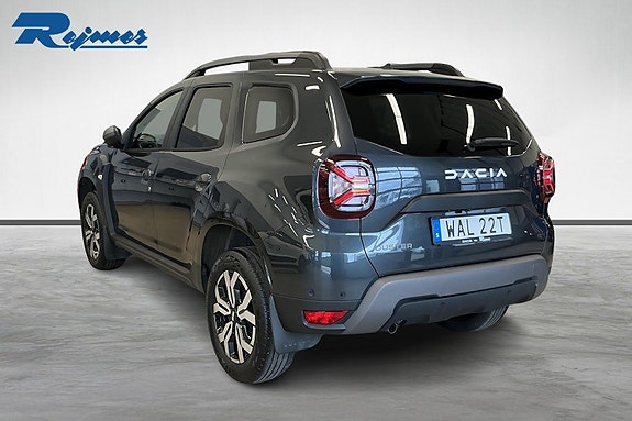 Dacia Duster 2 of 5