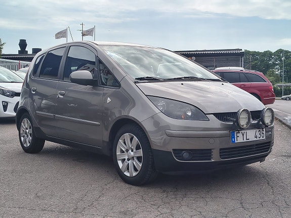 Mitsubishi Colt 3 of 13