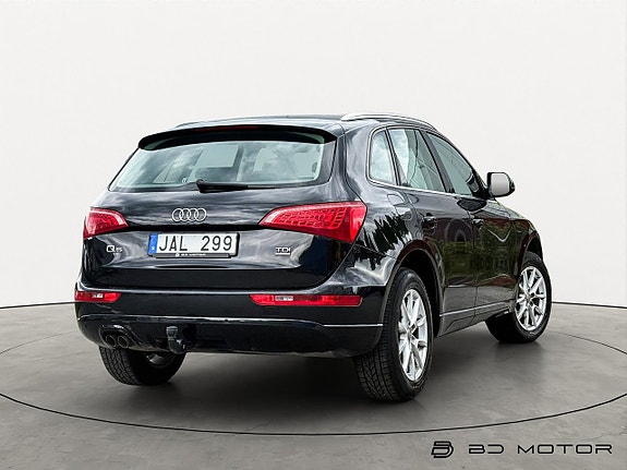 Audi Q5 9 of 16