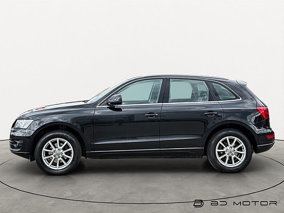 Audi Q5 2 of 5