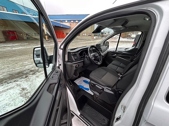 Ford Transit Custom 5 of 5