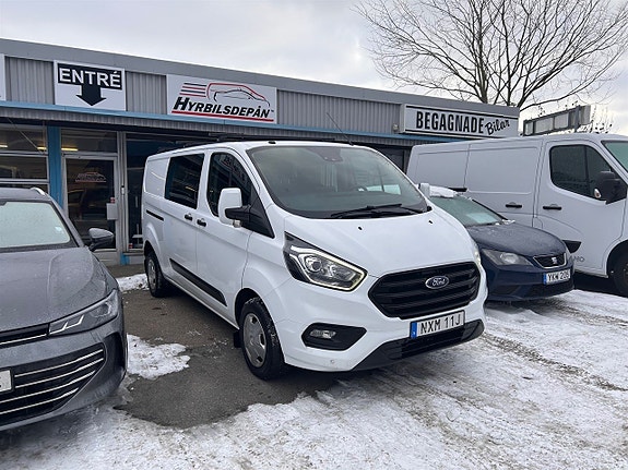 Ford Transit Custom 2 of 5
