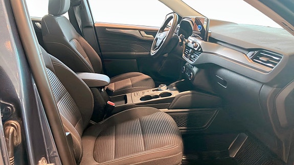 Ford Kuga 3 of 5