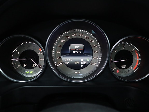 Mercedes-Benz E250 13 of 18