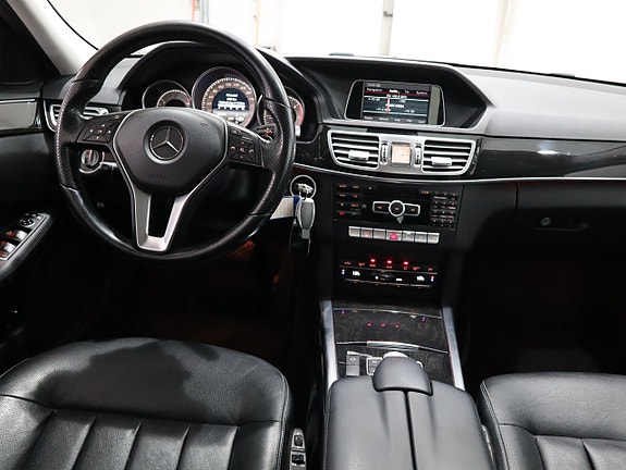 Mercedes-Benz E250 12 of 18