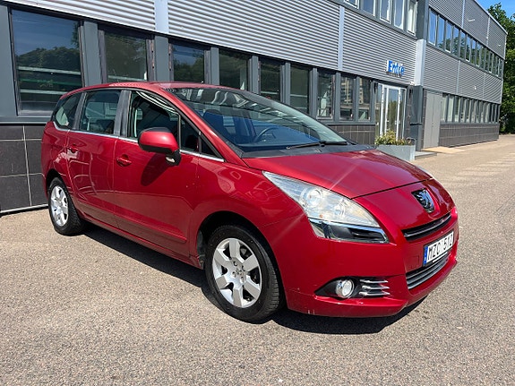 Peugeot 5008 3 of 5