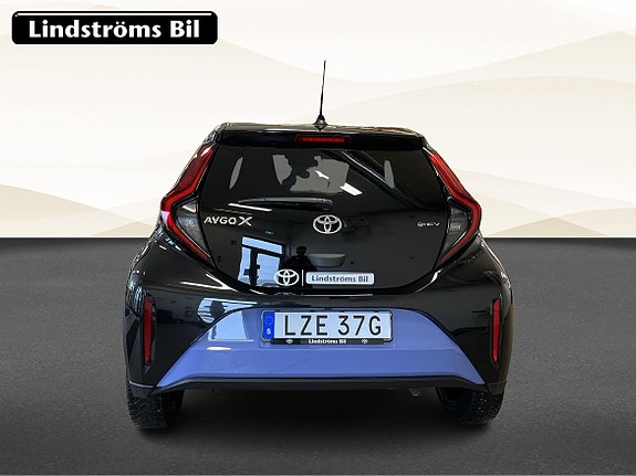Toyota Aygo X 8 of 20