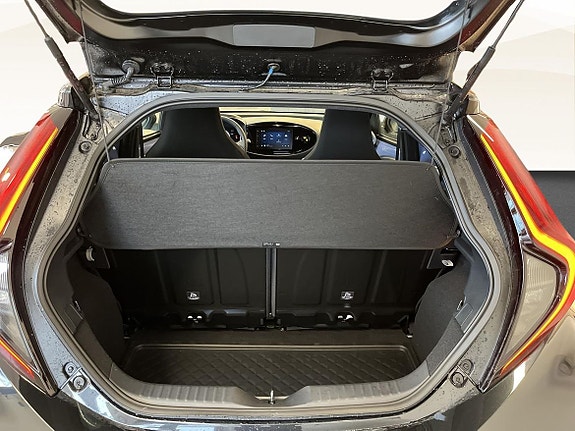 Toyota Aygo X 12 of 20