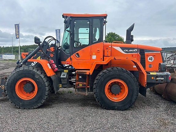 Doosan DL 200 TC-5 2 of 5