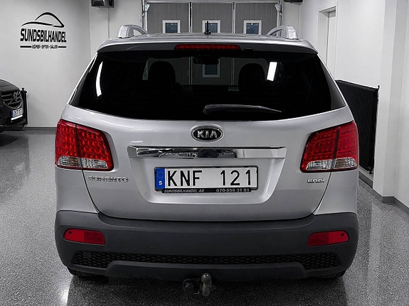 Kia Sorento 4 of 5