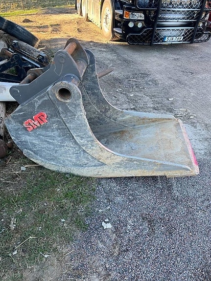 Hitachi ZX135US-7 4 of 5