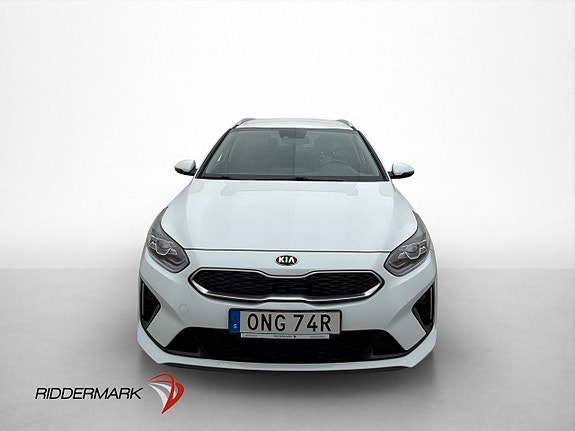 Kia Ceed 2 of 5