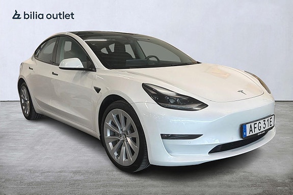 Tesla Model 3 3 of 5