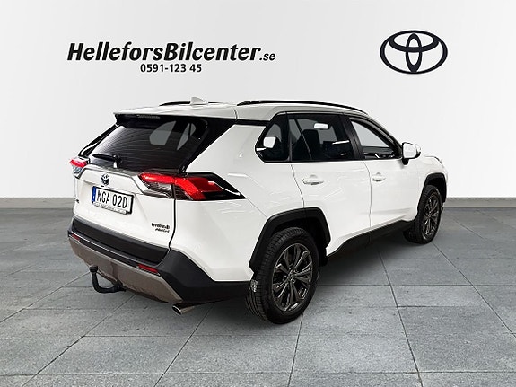Toyota RAV4 18 of 21