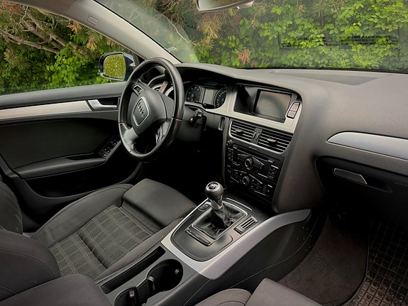 Audi A4 5 of 5