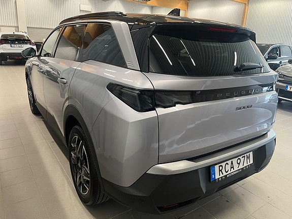 Peugeot 5008 4 of 5