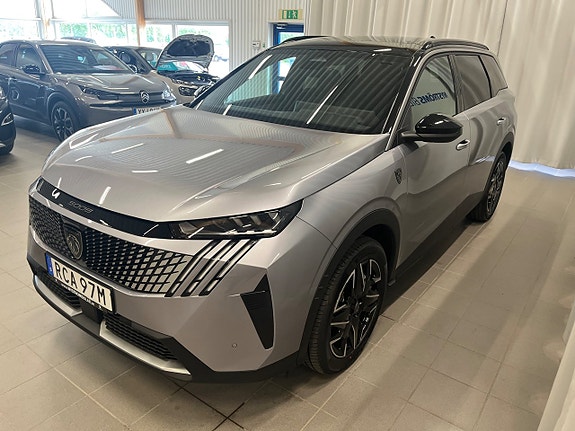 Peugeot 5008 3 of 5