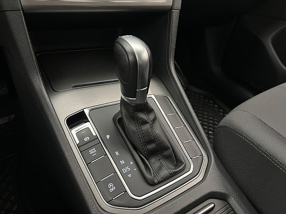 Volkswagen Golf I 19 of 24