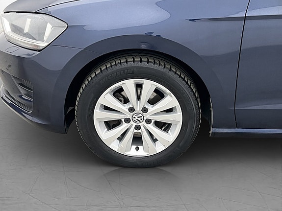 Volkswagen Golf I 21 of 24