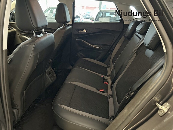 Opel Grandland X 7 of 10