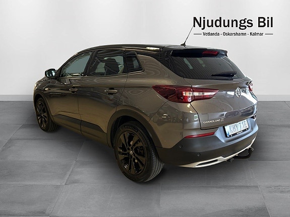 Opel Grandland X 2 of 5