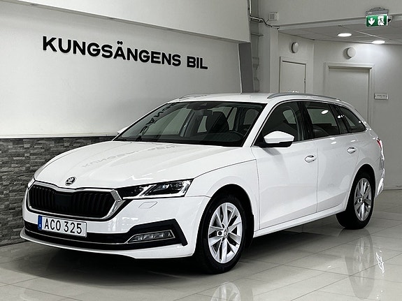 Skoda Octavia 3 of 5