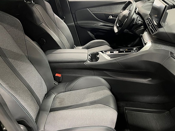Peugeot 3008 8 of 22