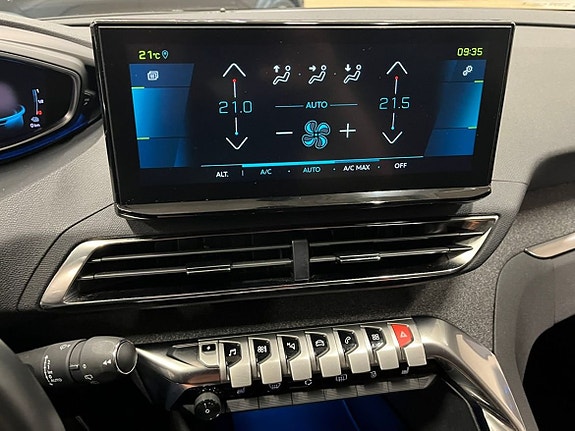 Peugeot 3008 16 of 22