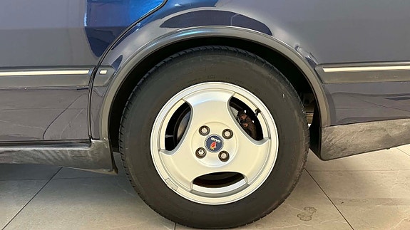 Saab 9000 16 of 24