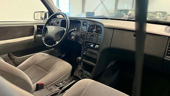 Saab 9000 10 of 24
