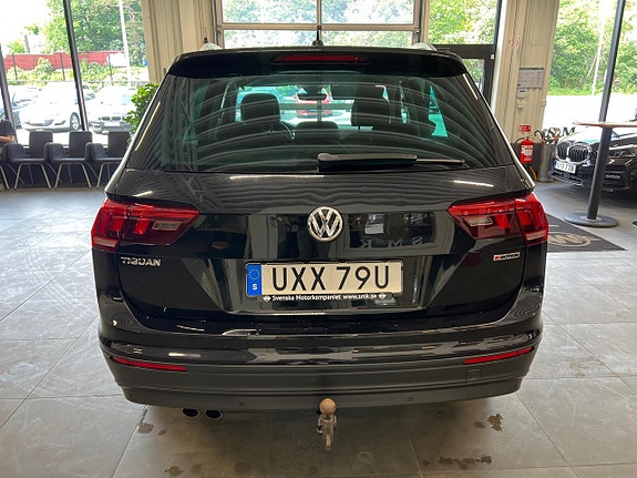 Volkswagen Tiguan 5 of 5