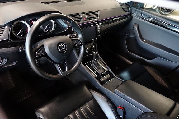 Skoda Superb 5 of 5