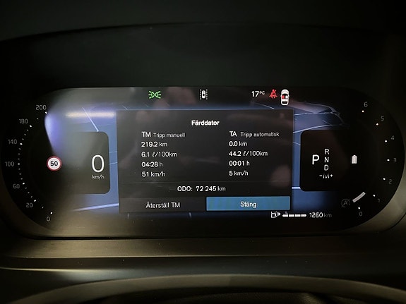 Volvo V60 Cross Country 11 of 16