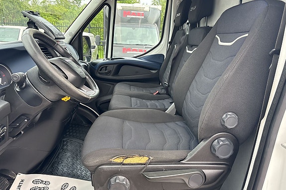 Iveco Daily 11 of 14