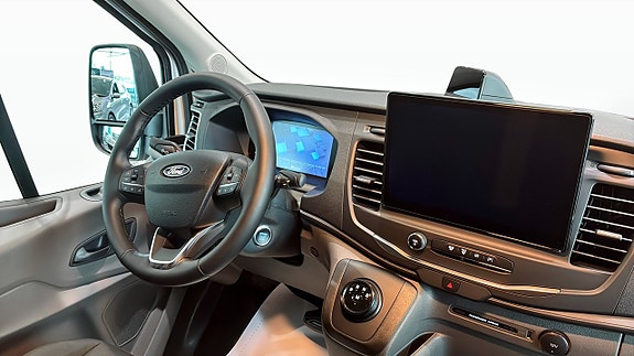 Ford Transit 4 of 5