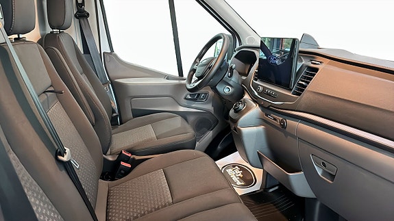 Ford Transit 3 of 5