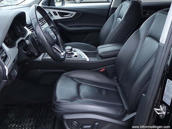 Audi Q7 5 of 5