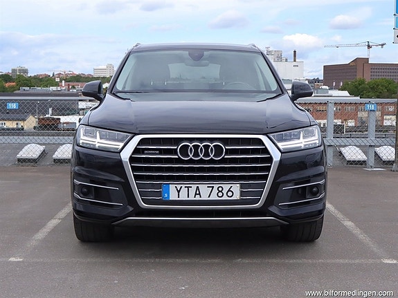 Audi Q7 27 of 27
