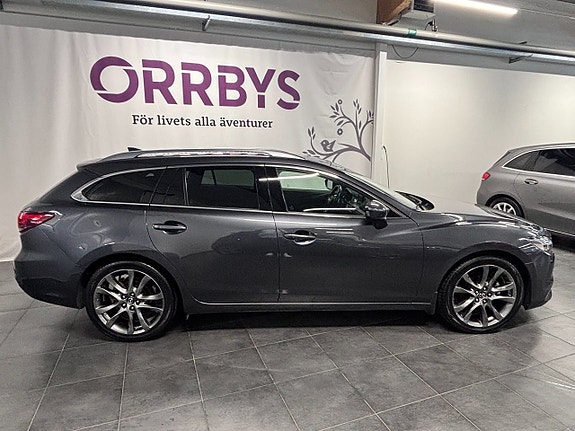 Mazda 6 3 of 5