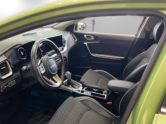 Kia XCeed 8 of 14