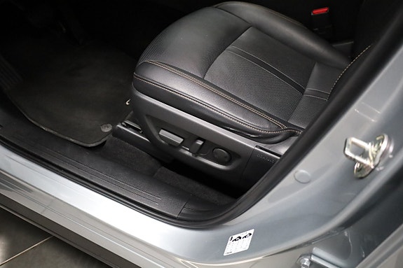Mazda CX-60 12 of 26