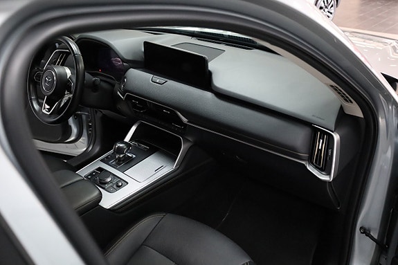 Mazda CX-60 17 of 26