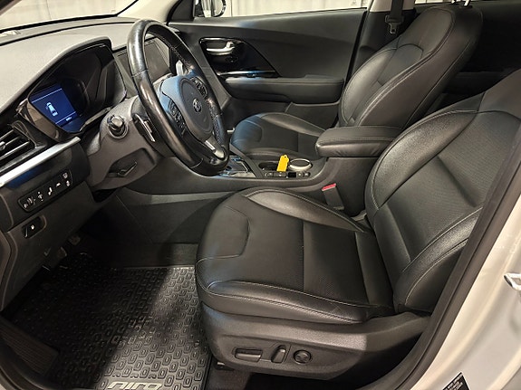 Kia Niro 7 of 17