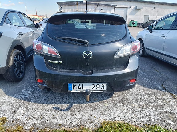 Mazda 3 3 of 5